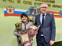Лучшие народные дружинники Курской области получили награды за победу в ежегодном конкурсе