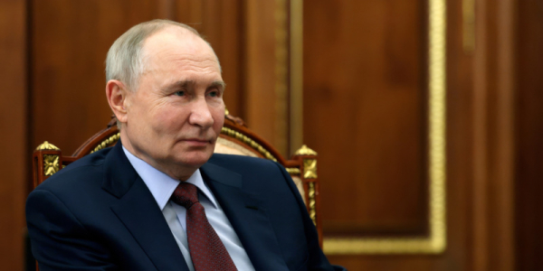 Президент РФ Владимир Путин поблагодарил солдат за успех под Курском
