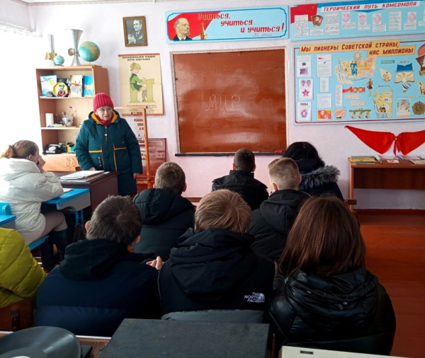 ПОЗНАВАТЕЛЬНАЯ ЭКСКУРСИЯ  В НЕЗНАКОМОЕ ПРОШЛОЕ
