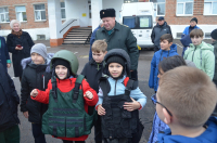 Курские таможенники помогают детям
